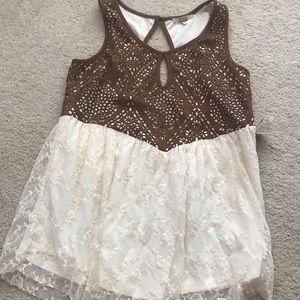 Buckle tank top never worn